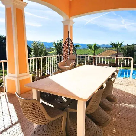 Altus Near Ericeira With Swimming Pool, Jacuzzi And 2 Games Villa Cambaia